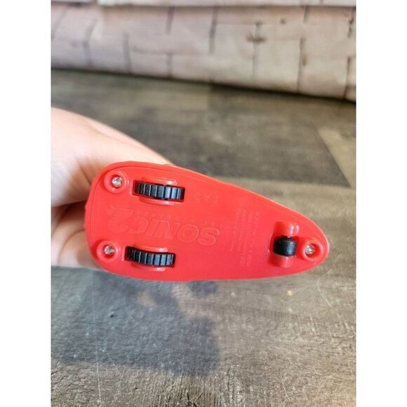 McDonald's 2021 Knuckles red Sonic 2 toy figure - Picture 4 of 6